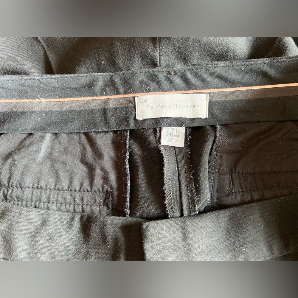 Gap Perfect Trouser- Black-12R- 33” inseam